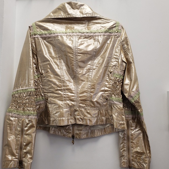 Cappopera Jeans | Gold Jacket - Picture 2 of 2